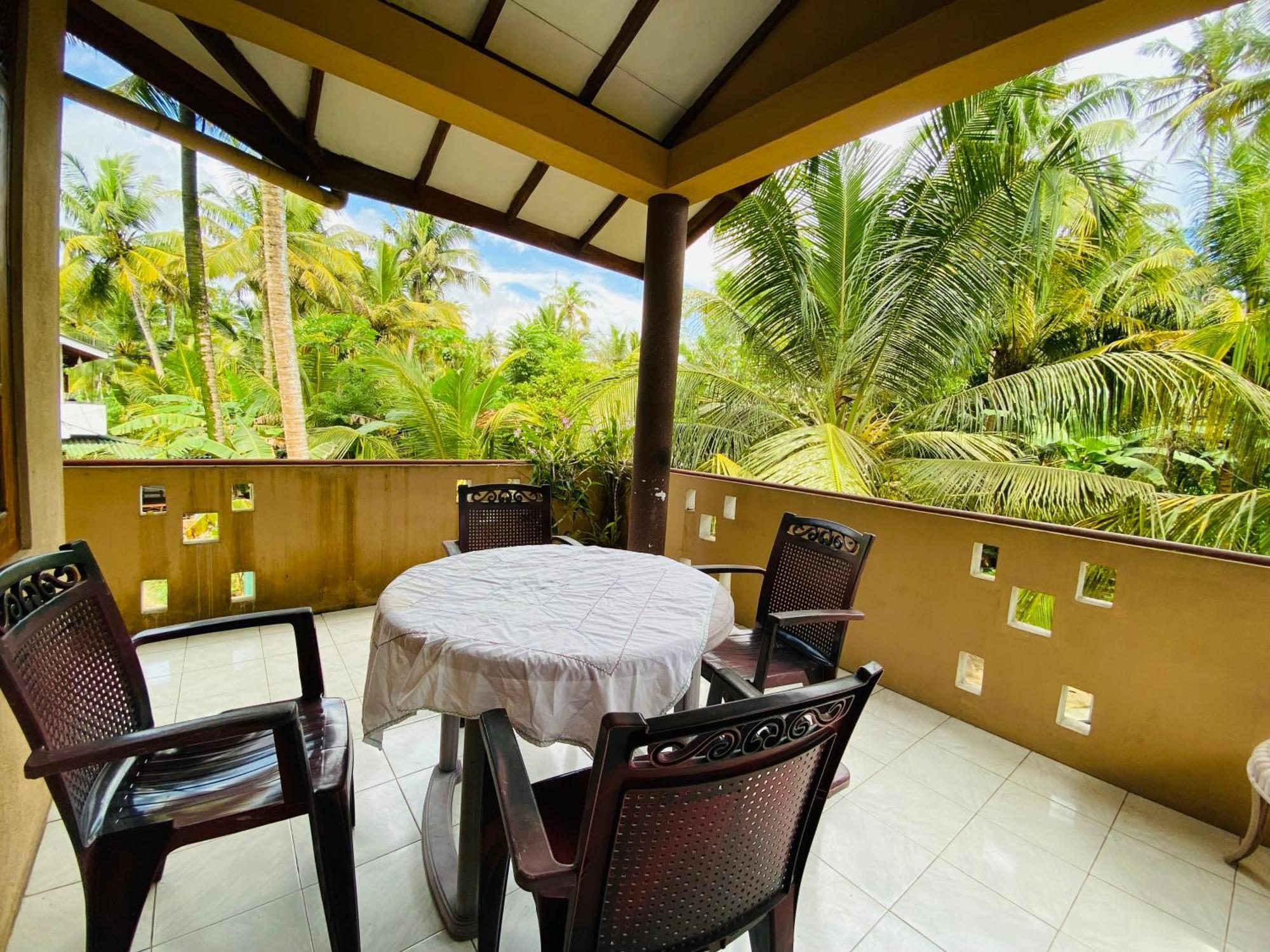 Chao Beach Villa Ahangama Esterno foto